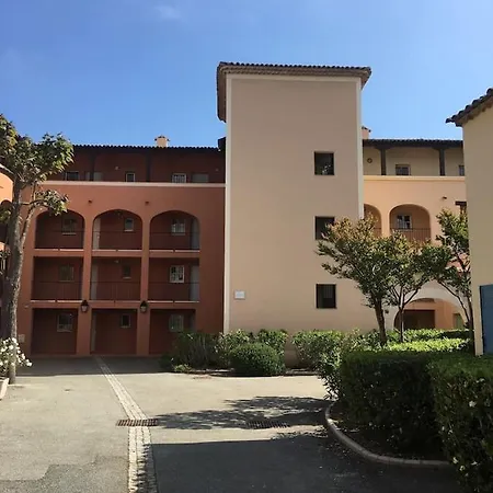 4 Personnes, Vue Mer Exceptionnelle Sur Le Golf De St Tropez Apartment